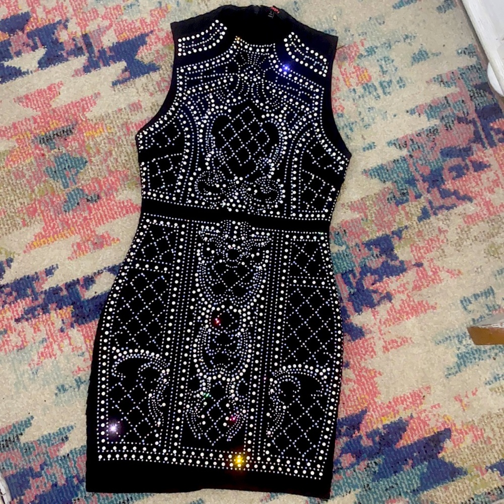 This dress is gorgeous